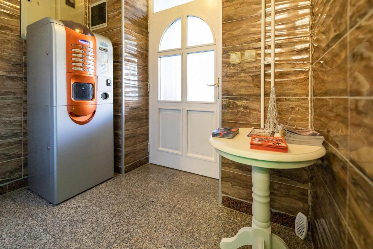 Apartments And Rooms Rubina Laibach Exterior foto