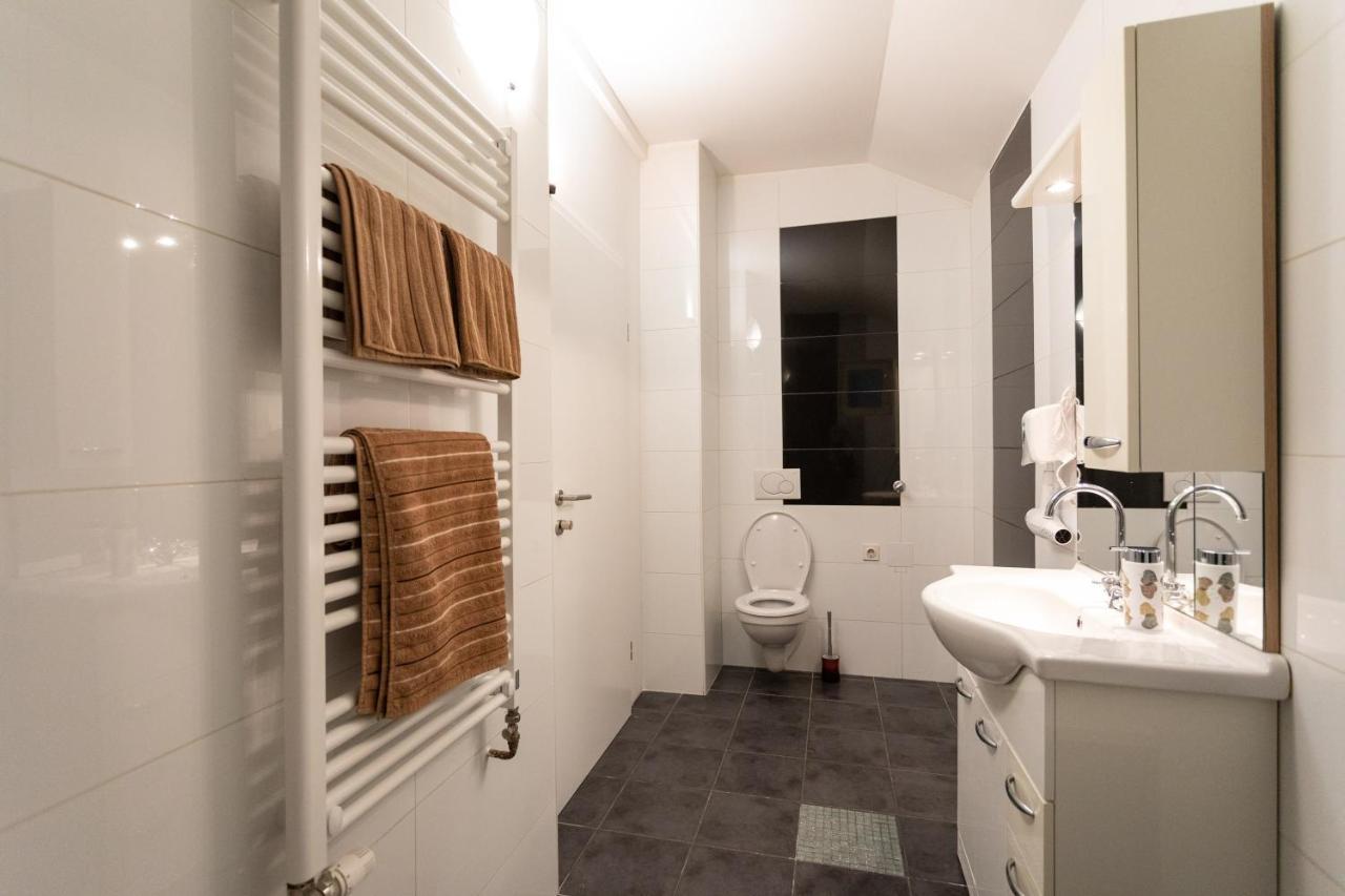 Apartments And Rooms Rubina Laibach Exterior foto