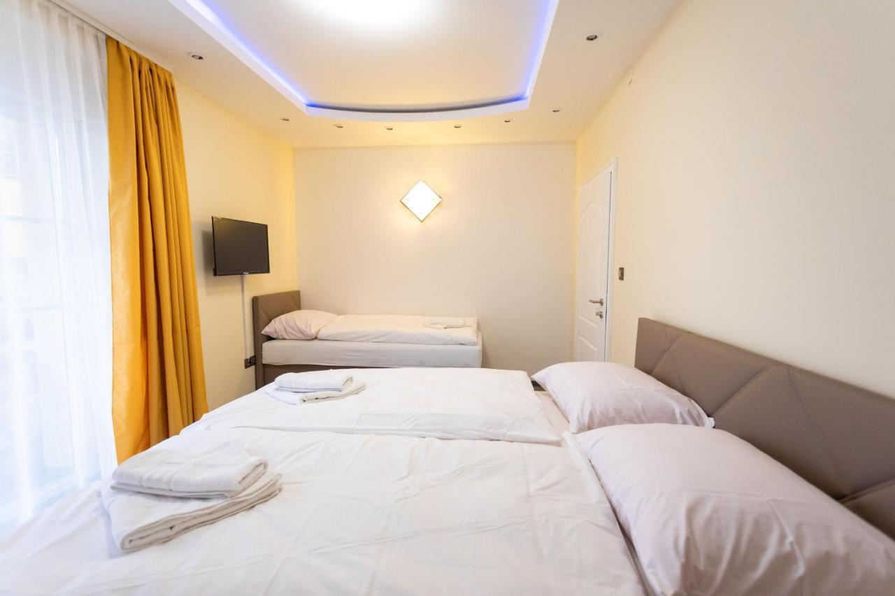 Apartments And Rooms Rubina Laibach Exterior foto