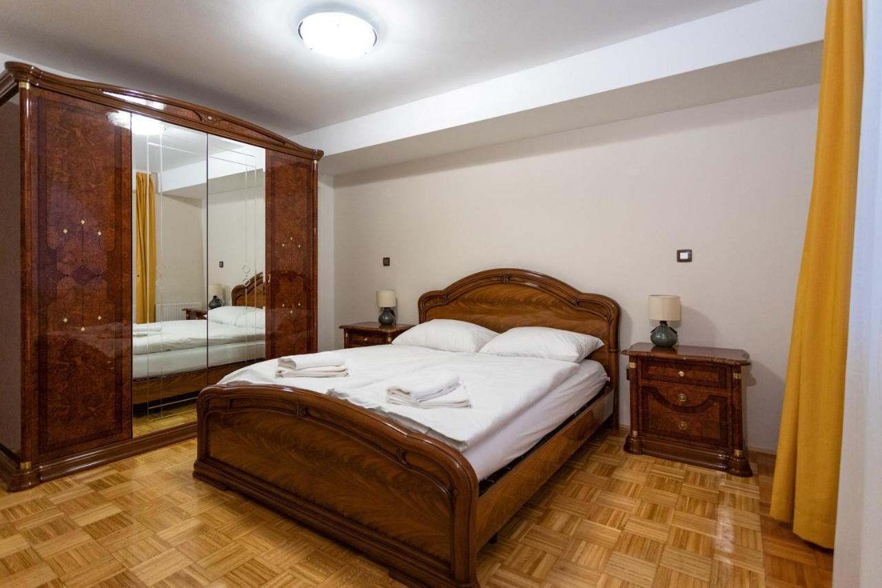 Apartments And Rooms Rubina Laibach Exterior foto